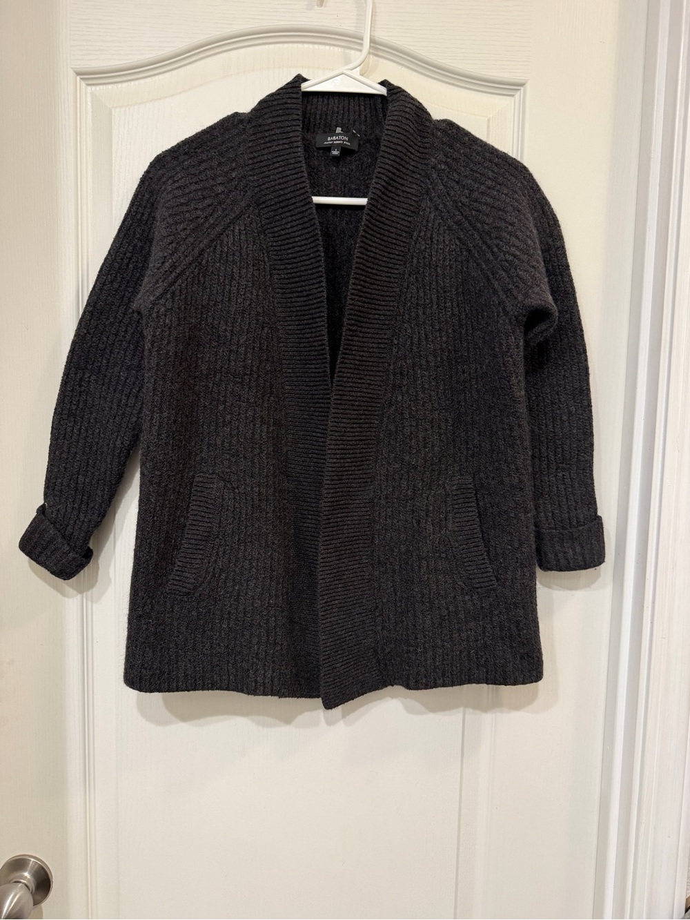 Babaton Aritzia Women’s S Italian Merino Wool Charcoal Open Front Cardigan